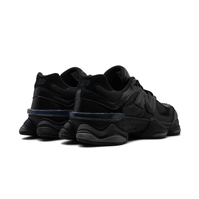 NB 9060 'Black' sneakers