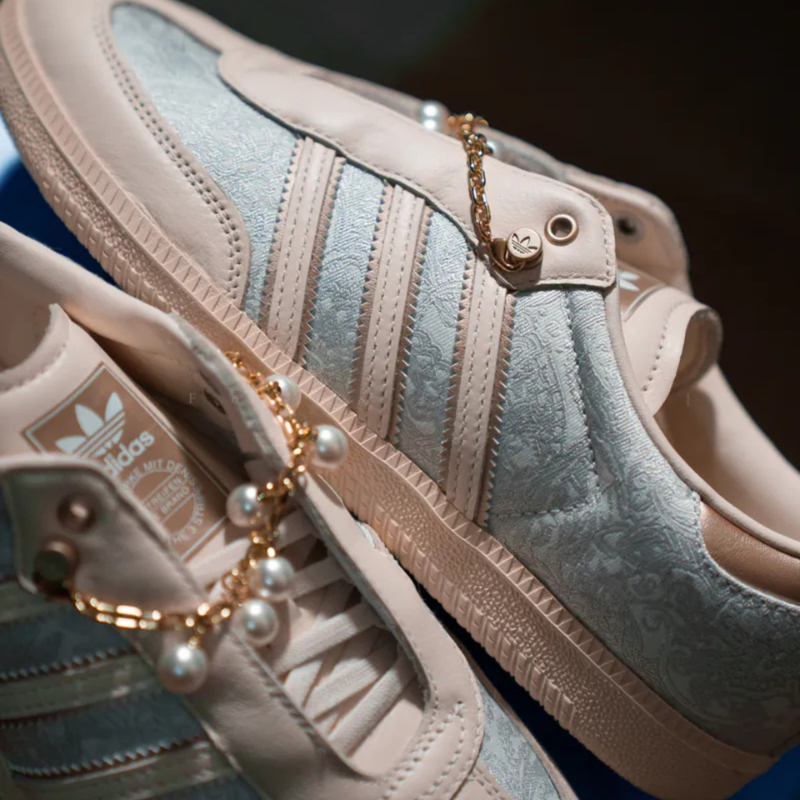 Samba Clover Desert Edition