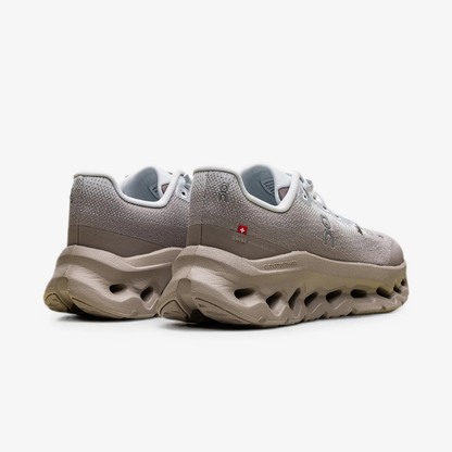 Cloudtilt sneakers