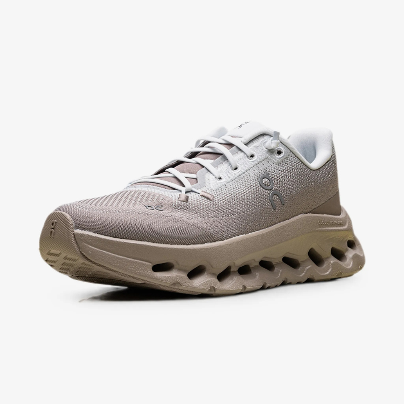 Cloudtilt sneakers