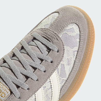 Spezial- Lacey Flower