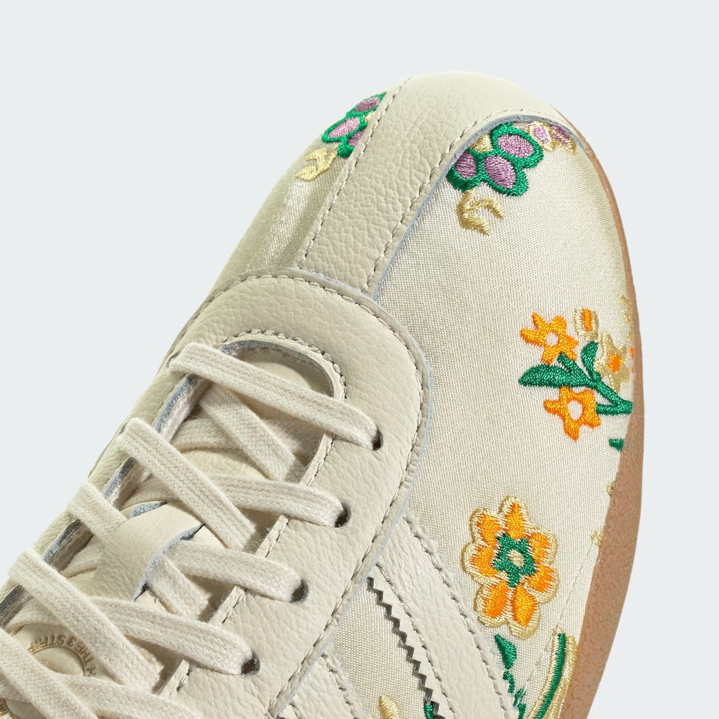 Tokyo Cream White Floral Embroidery