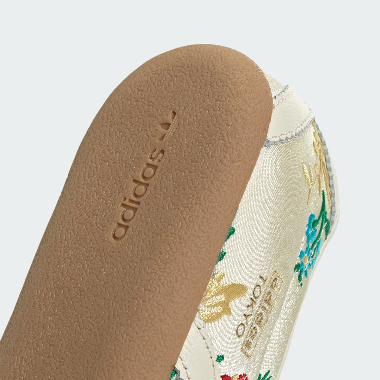 Tokyo Cream White Floral Embroidery