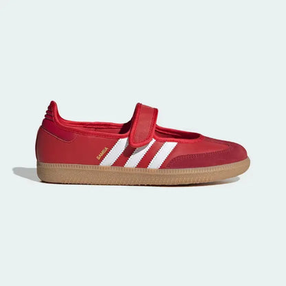 color:Red