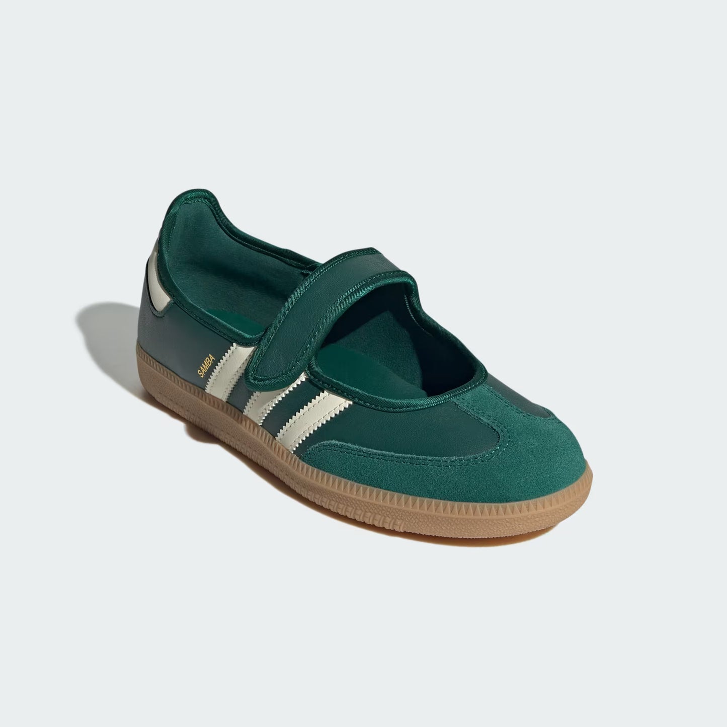 color:Green