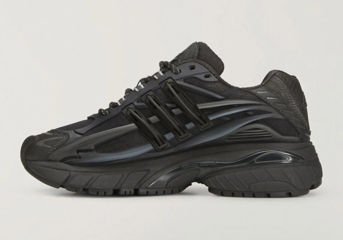 Adistar Jellyfish Pharrell Williams Triple Black